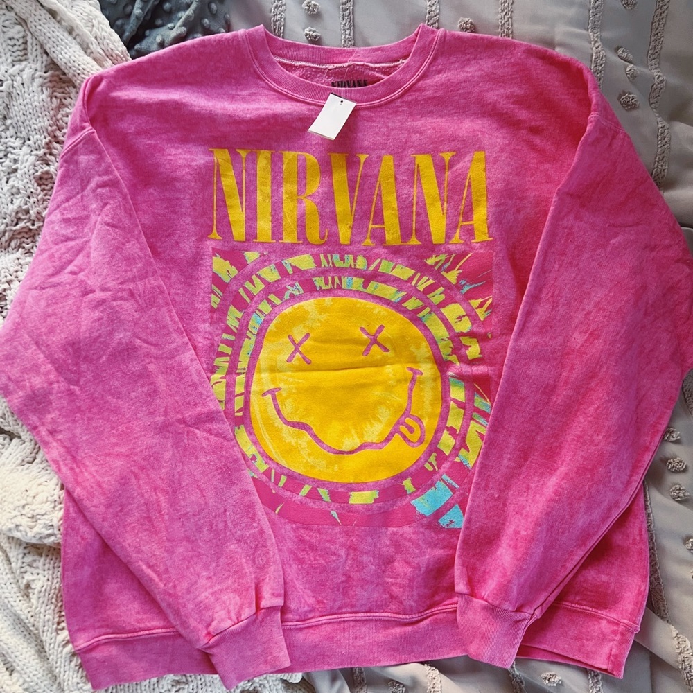 PINK NIRVANA CREW